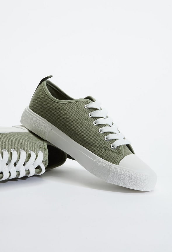 JF Low Top Sneaker