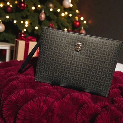 Tommy Hilfiger Wristlet