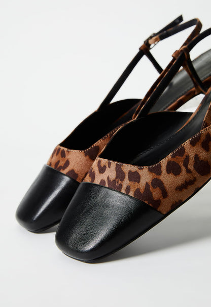 Leopard Square toe Flat